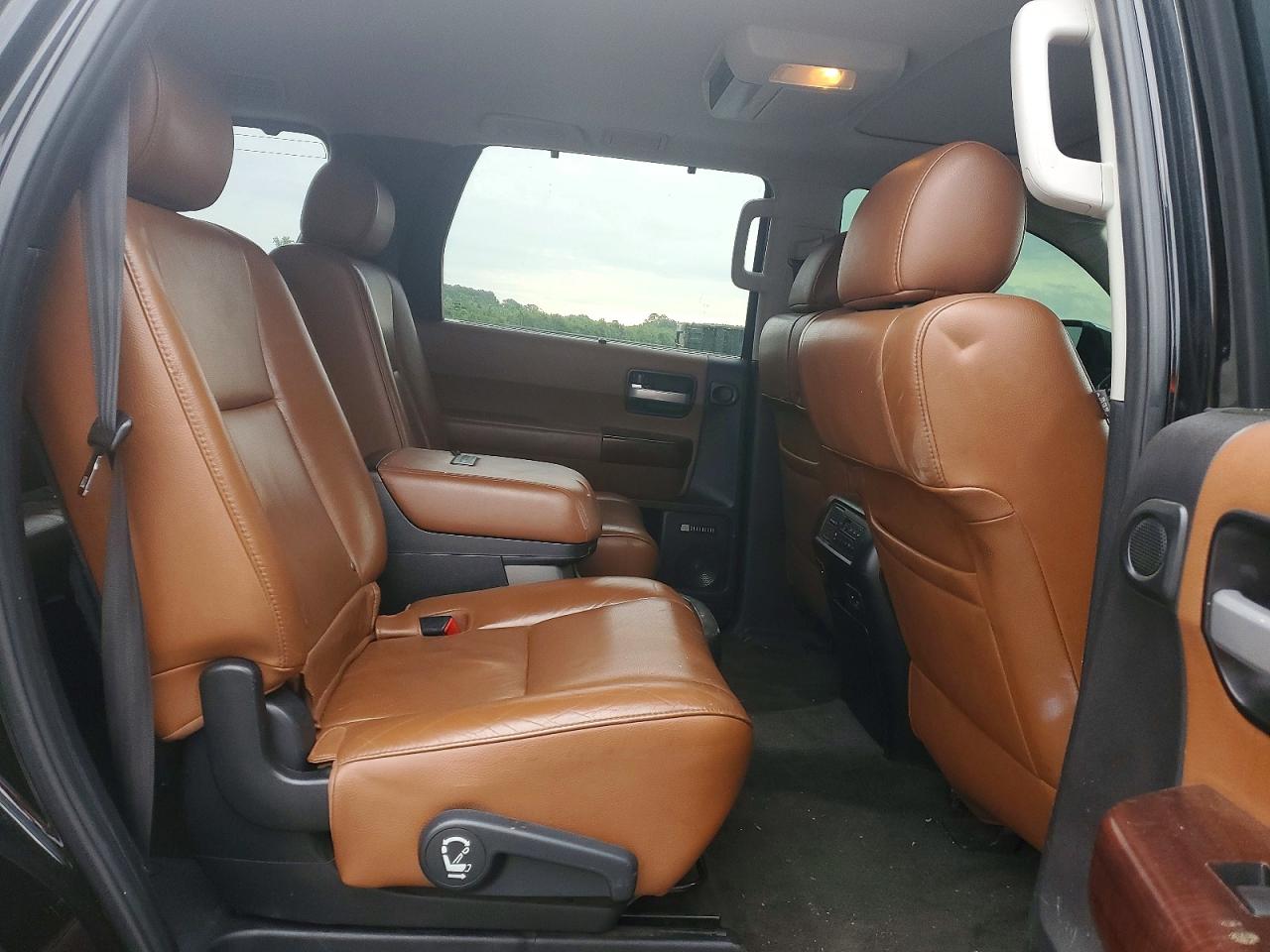 Toyota Sequoia Platinum
