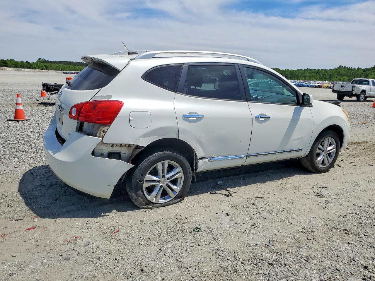 Nissan Rogue S