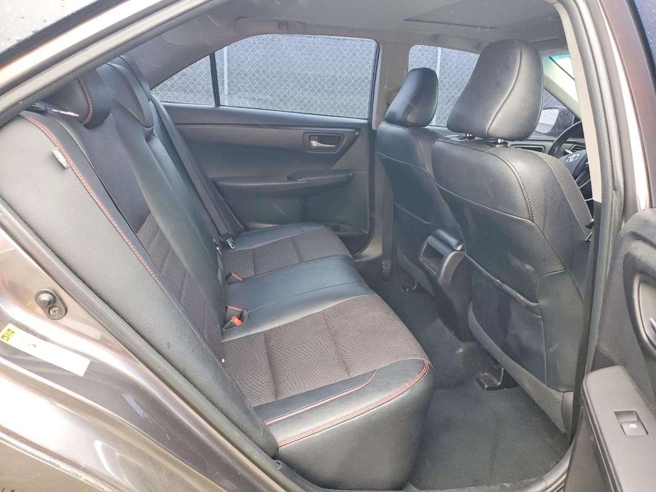 Toyota Camry Se