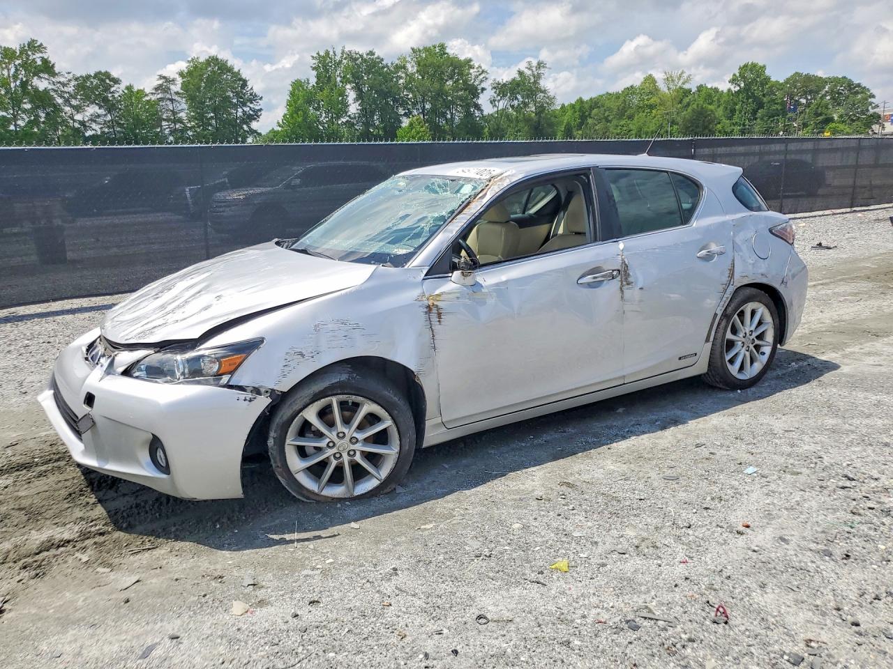Salvage Lexus Ct Image