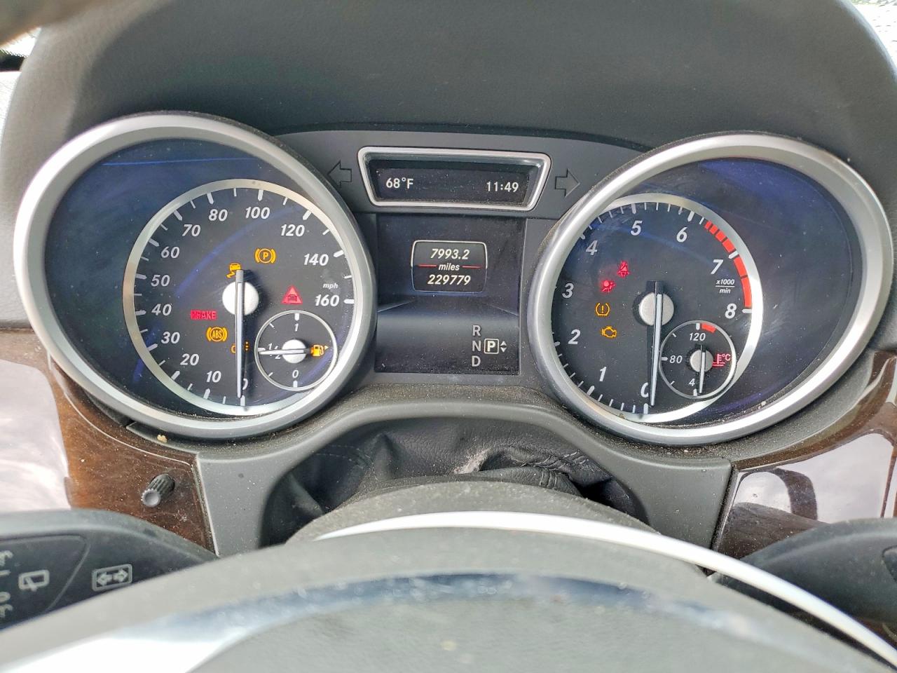 Mercedes-Benz M-Class 350