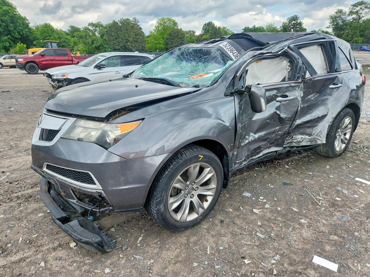 Salvage Acura MDX Image