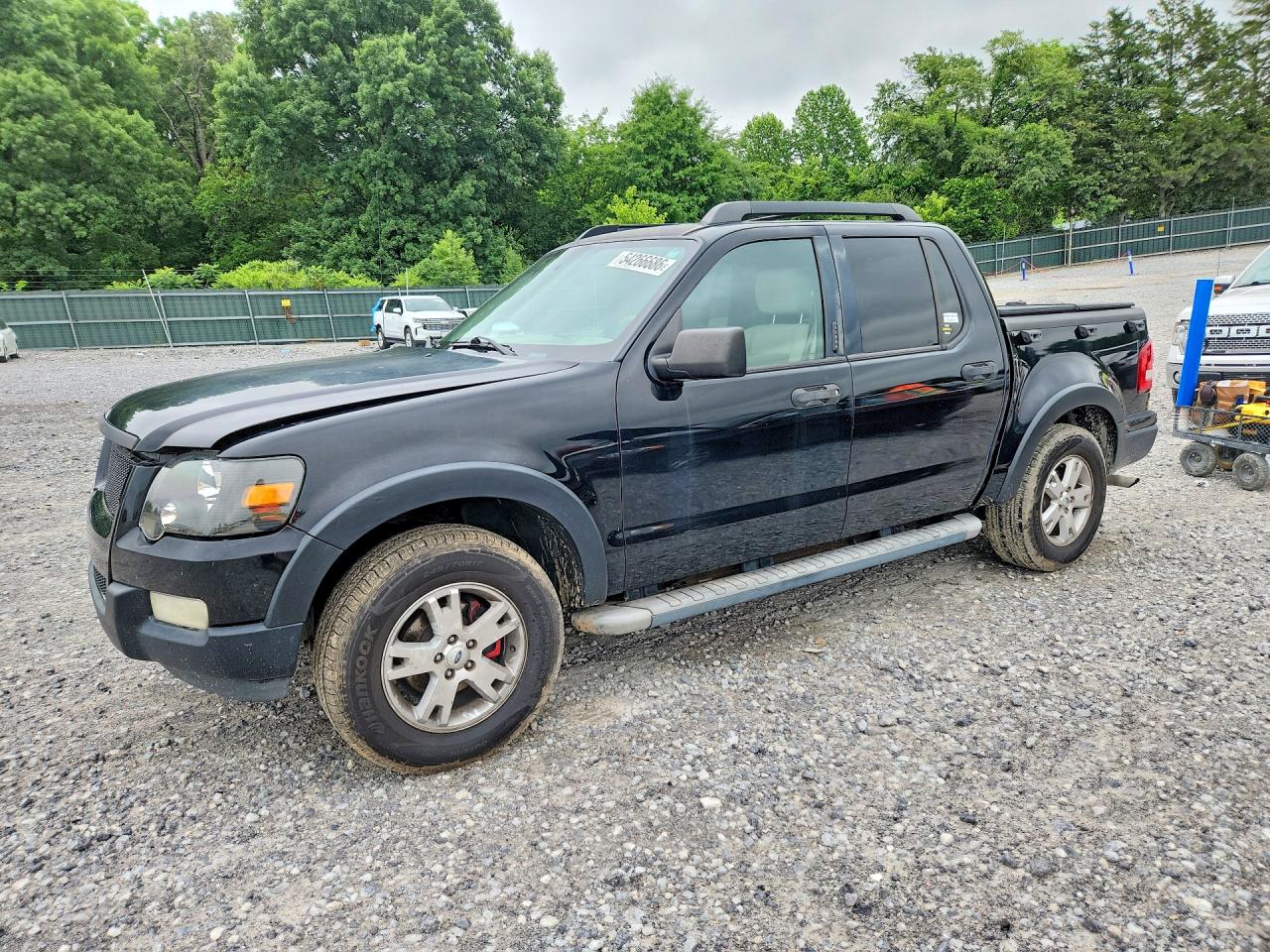 Salvage Ford Explorer Image