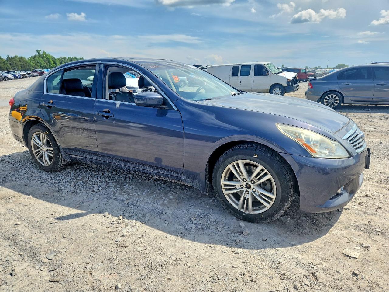 INFINITI G25 X