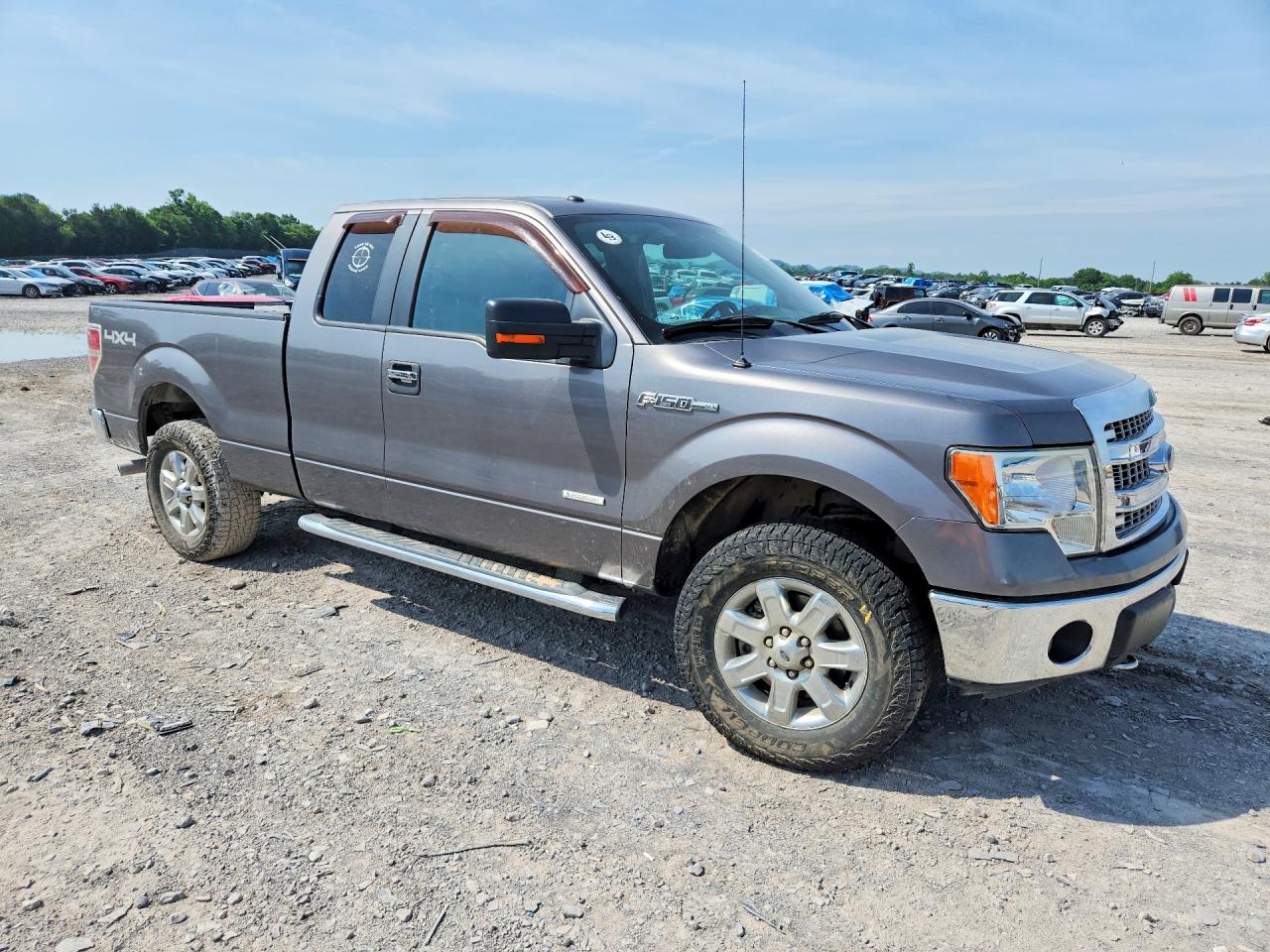 Ford F-150 Super Cab