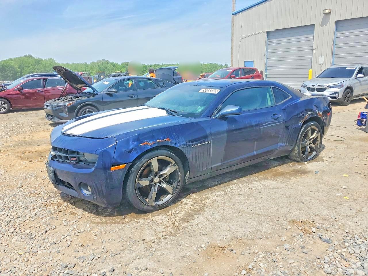 Salvage Chevrolet Camaro Image