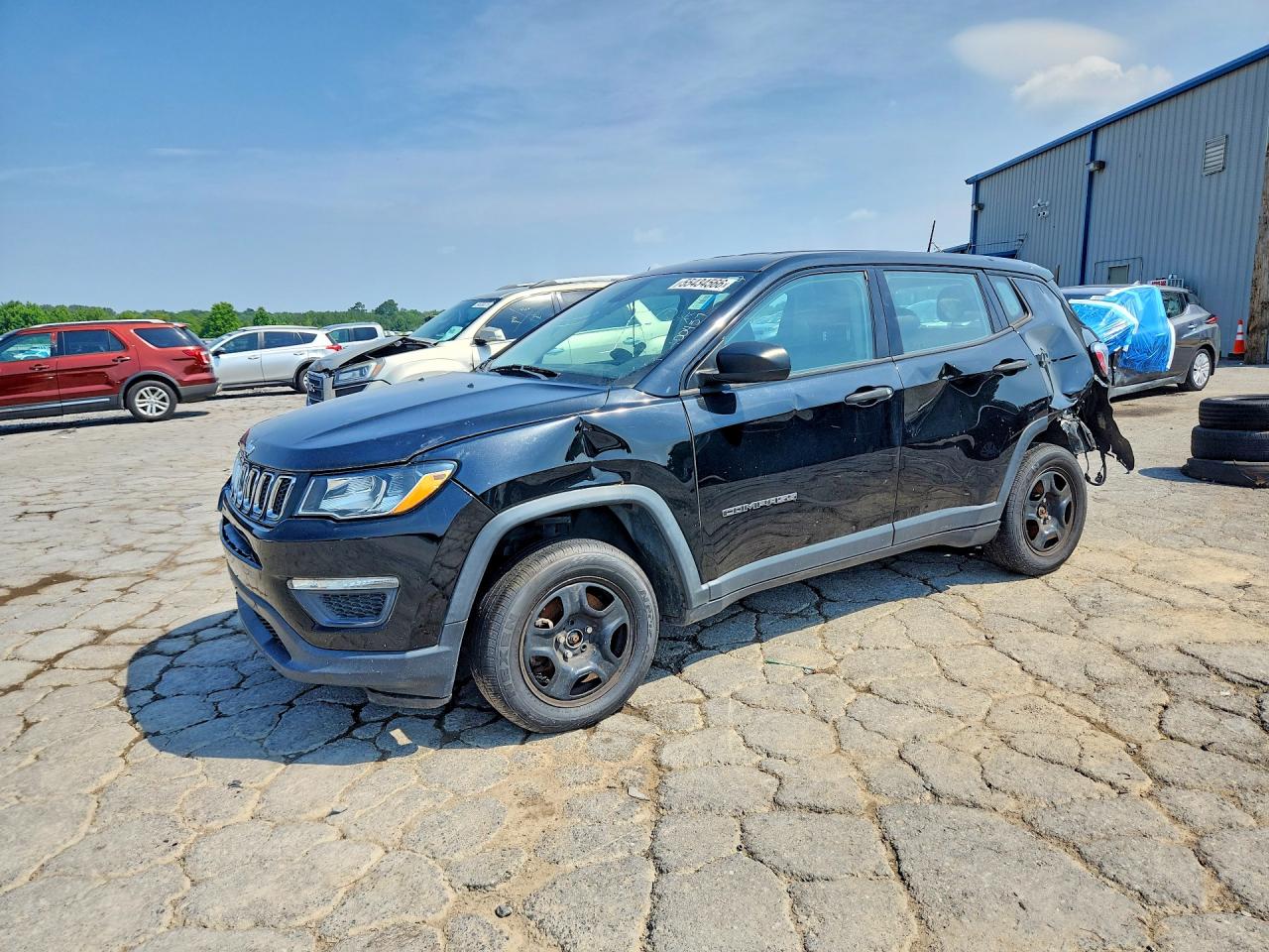 Salvage Jeep Compass Image