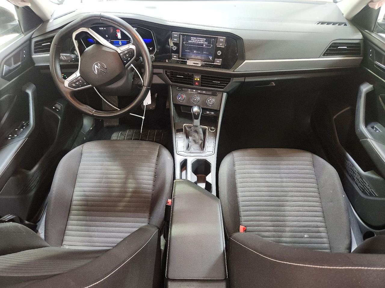 Volkswagen Jetta S