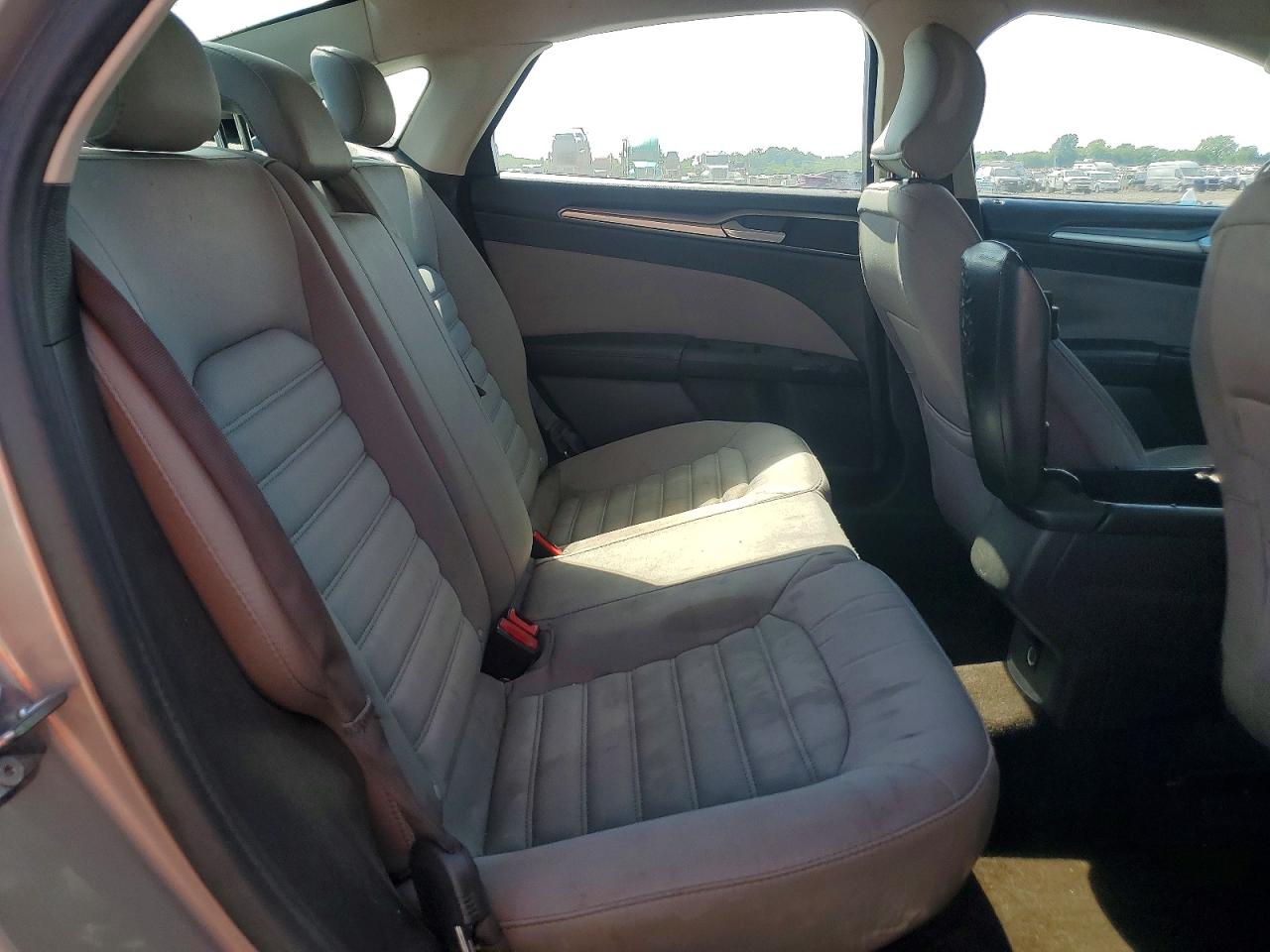 Ford Fusion S Hybrid
