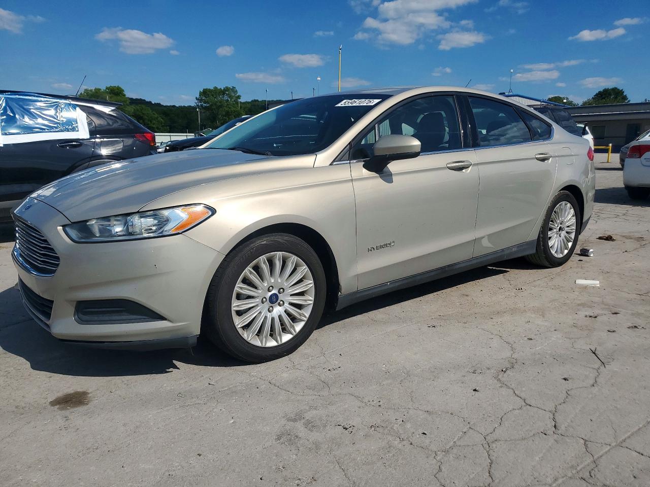 Salvage Ford Fusion Image