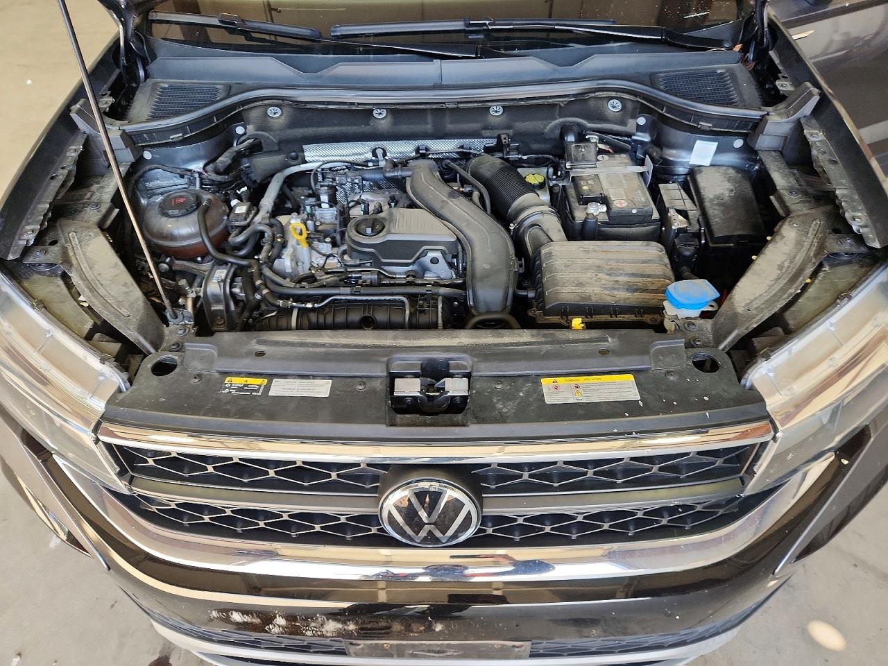 Volkswagen Taos S