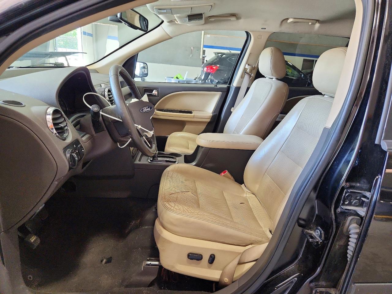 Ford Taurus Sel