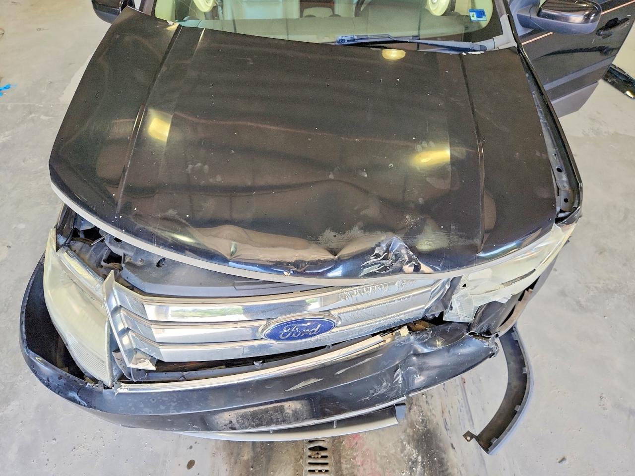 Ford Taurus Sel