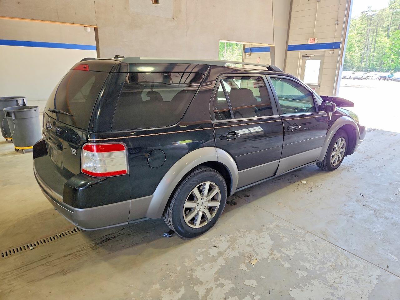 Ford Taurus Sel