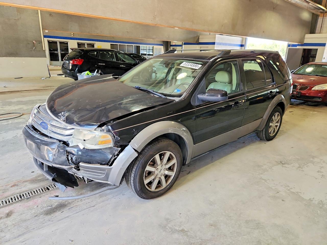 Salvage Ford Taurus Image