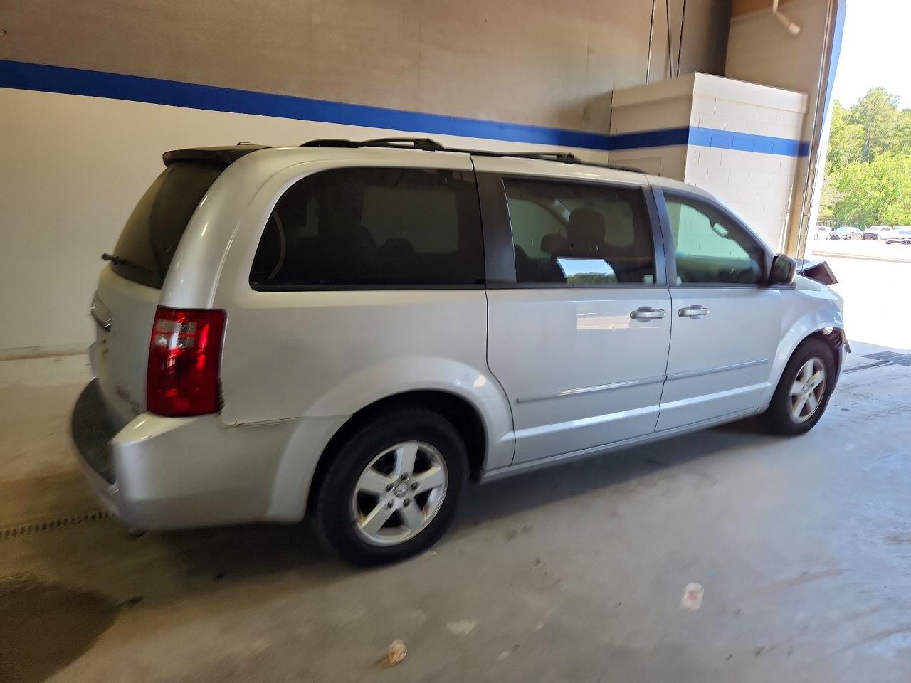 Dodge Caravan Sxt
