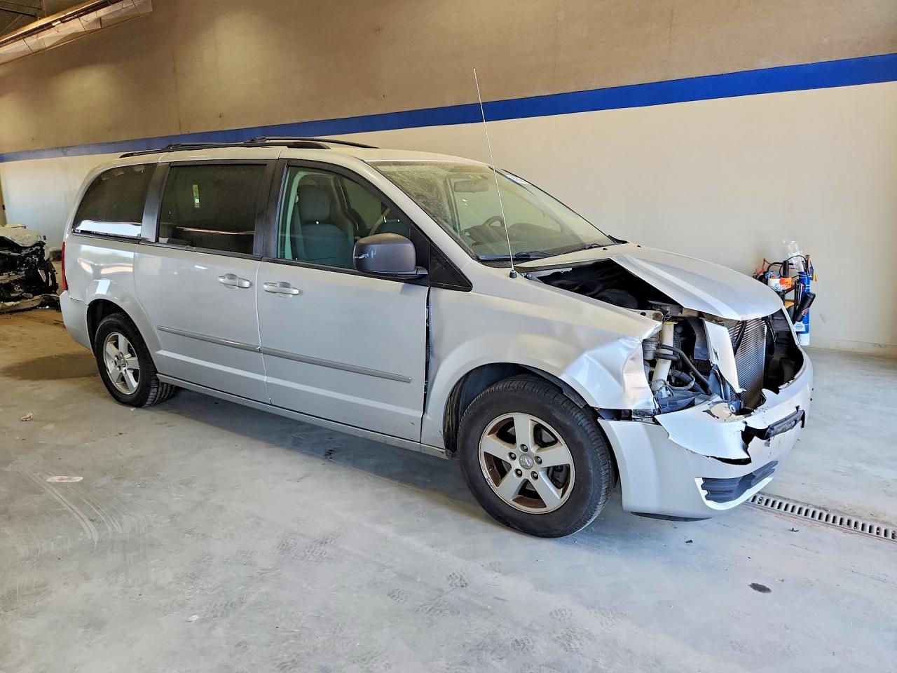 Dodge Caravan Sxt