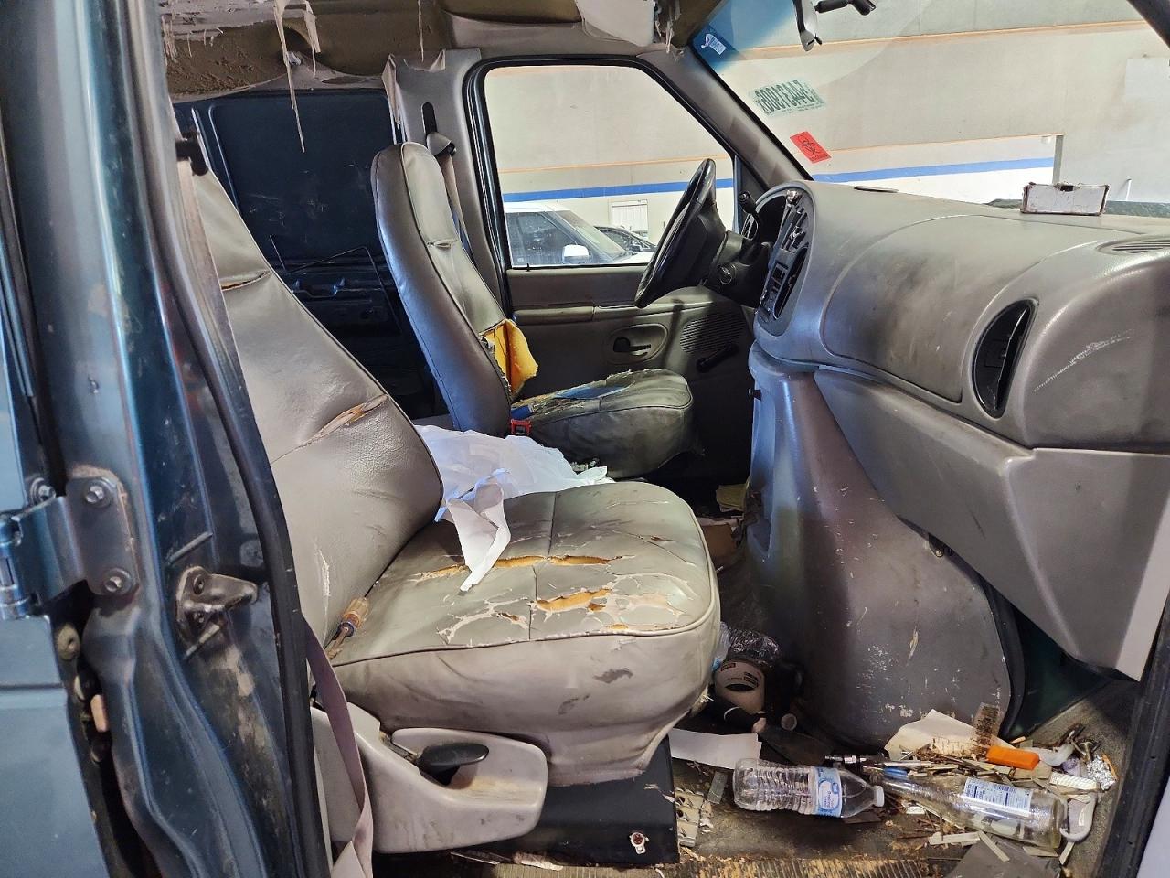 Ford Econoline E250 Super Duty
