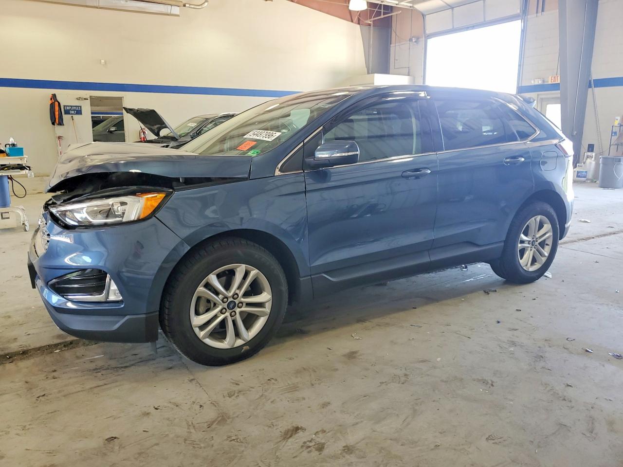 Salvage Ford Edge Image
