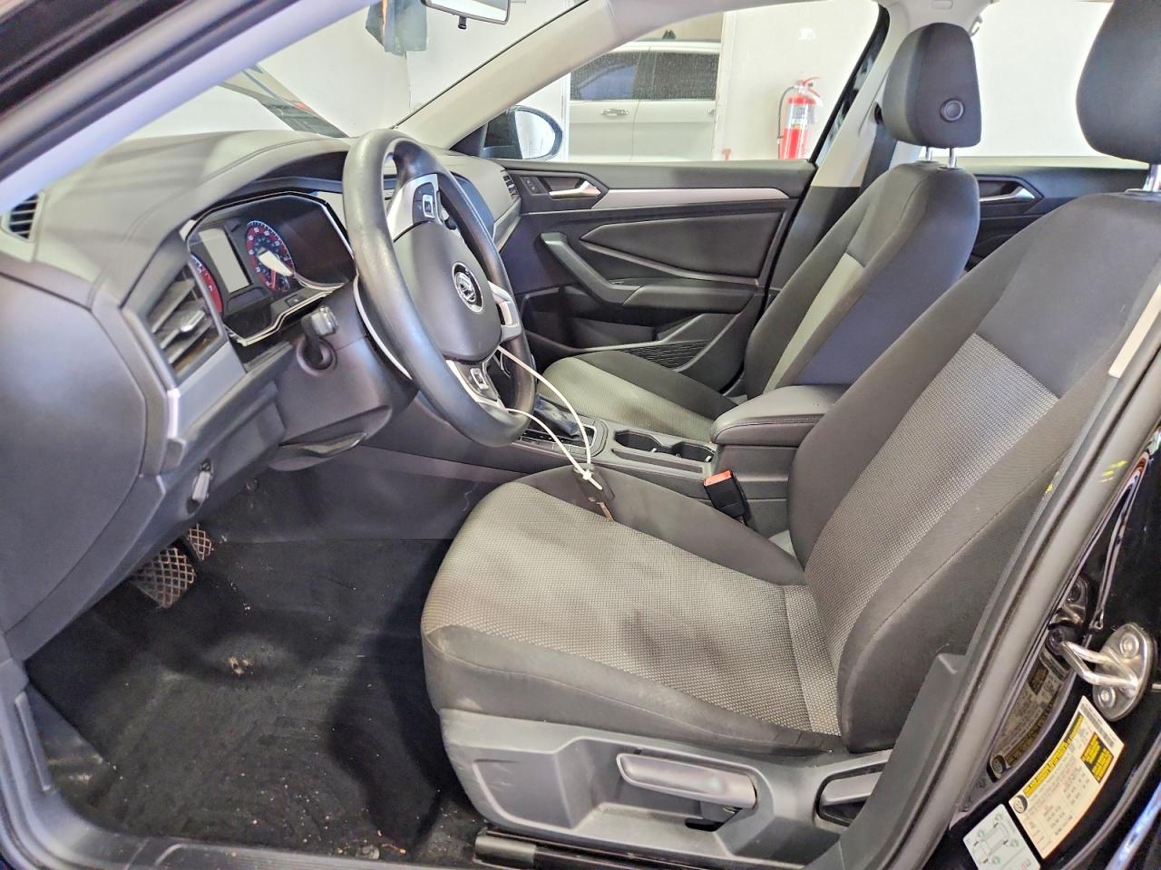 Volkswagen Jetta S
