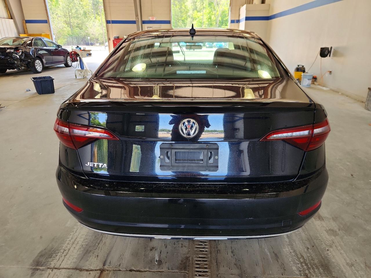 Volkswagen Jetta S