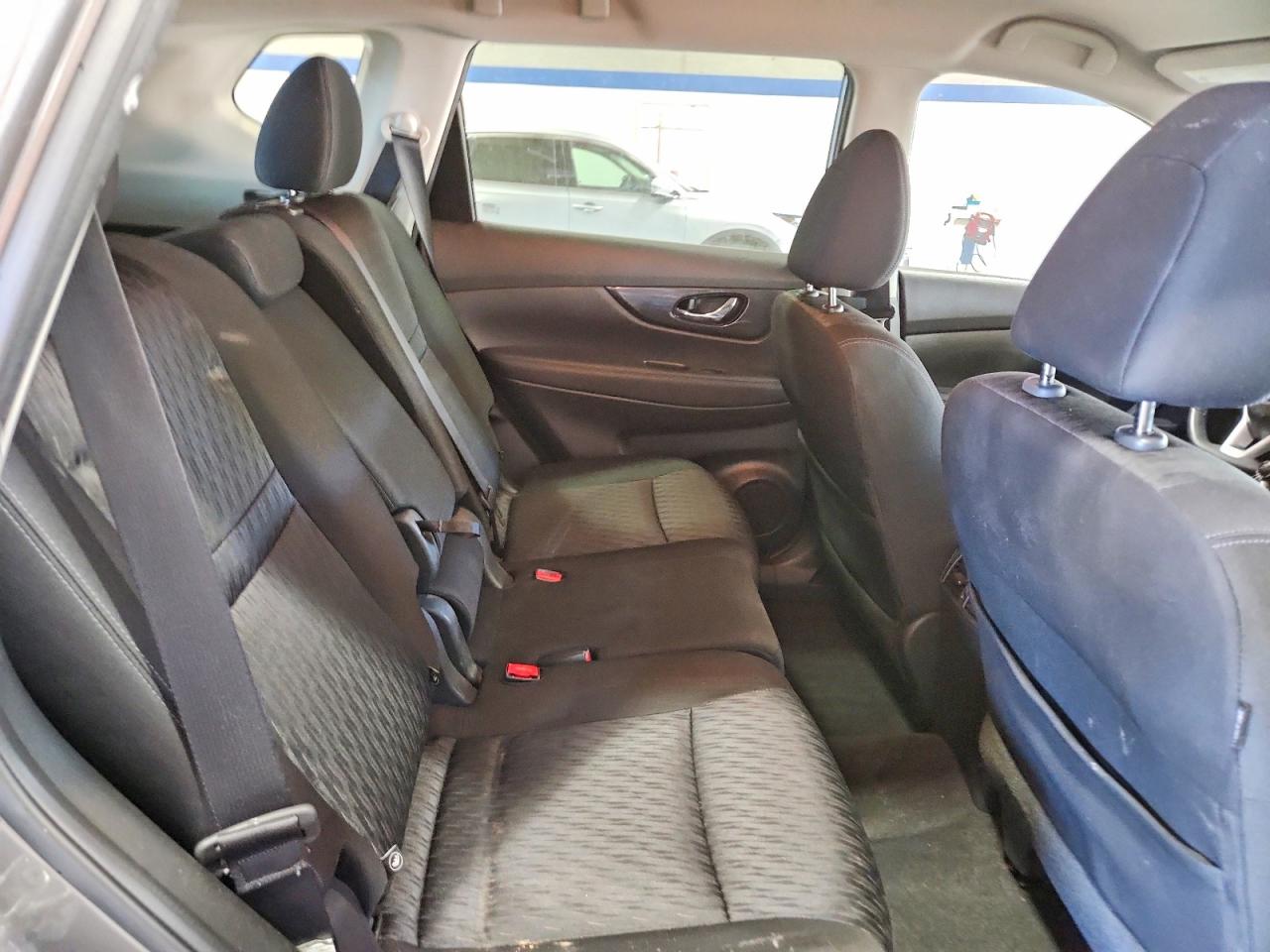 Nissan Rogue Sv