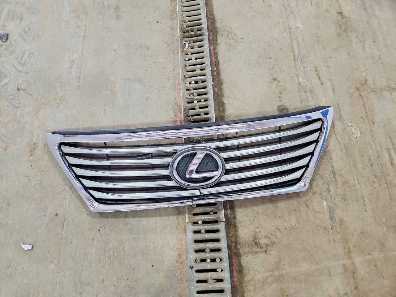 Lexus LS 460