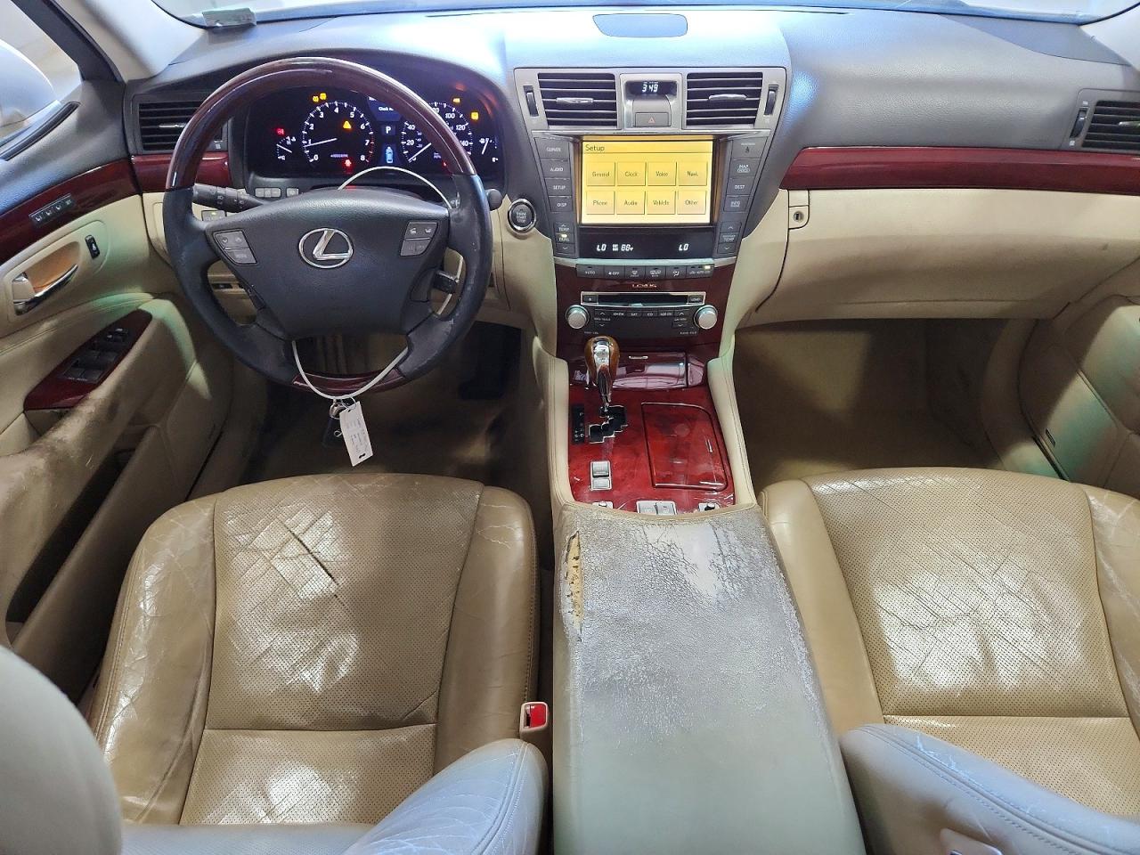 Lexus LS 460