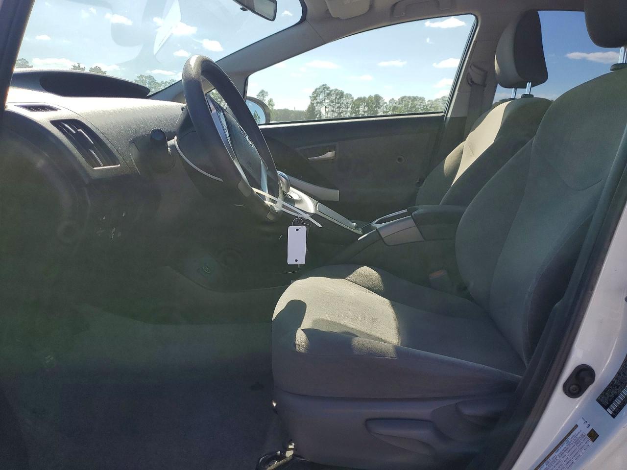 Toyota Prius Base