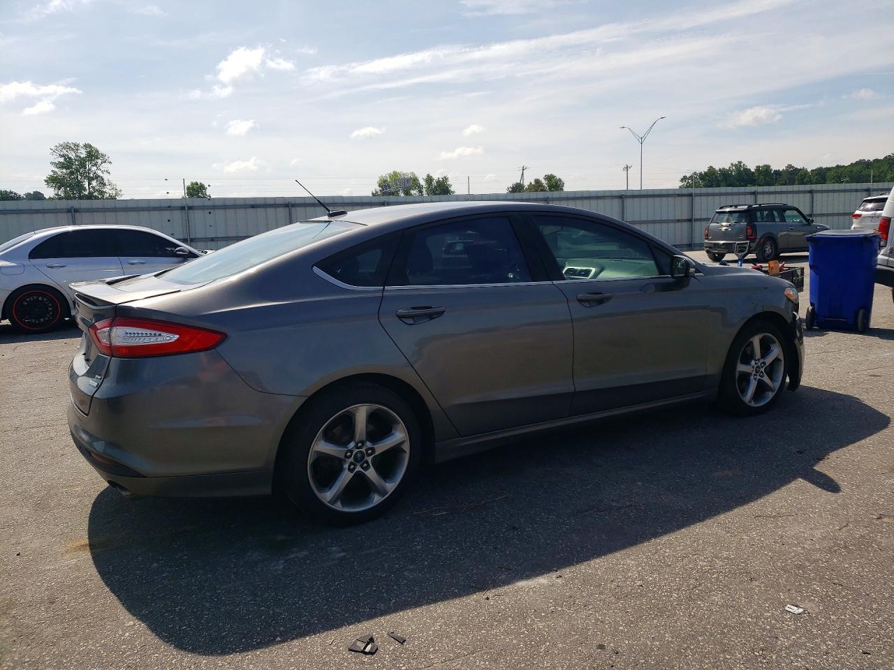 Ford Fusion Se