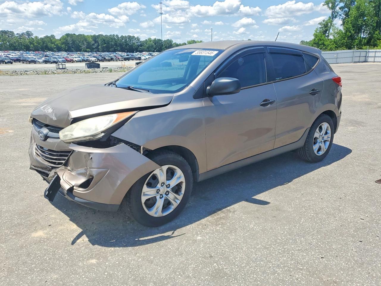 Salvage Hyundai TUCSON Image