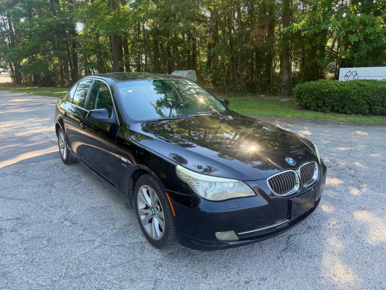 Salvage BMW 5 Series Image