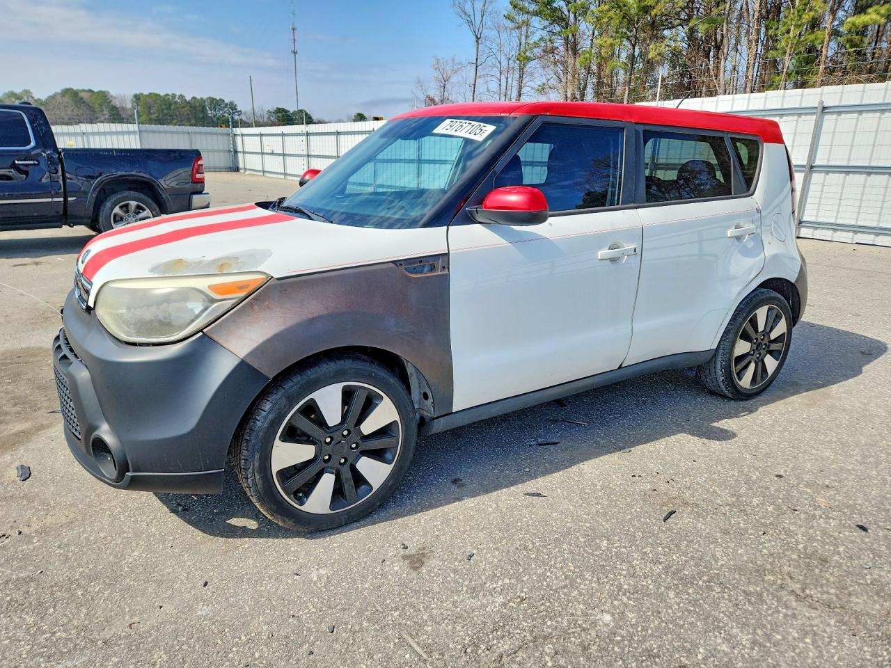 Salvage Kia Soul Image