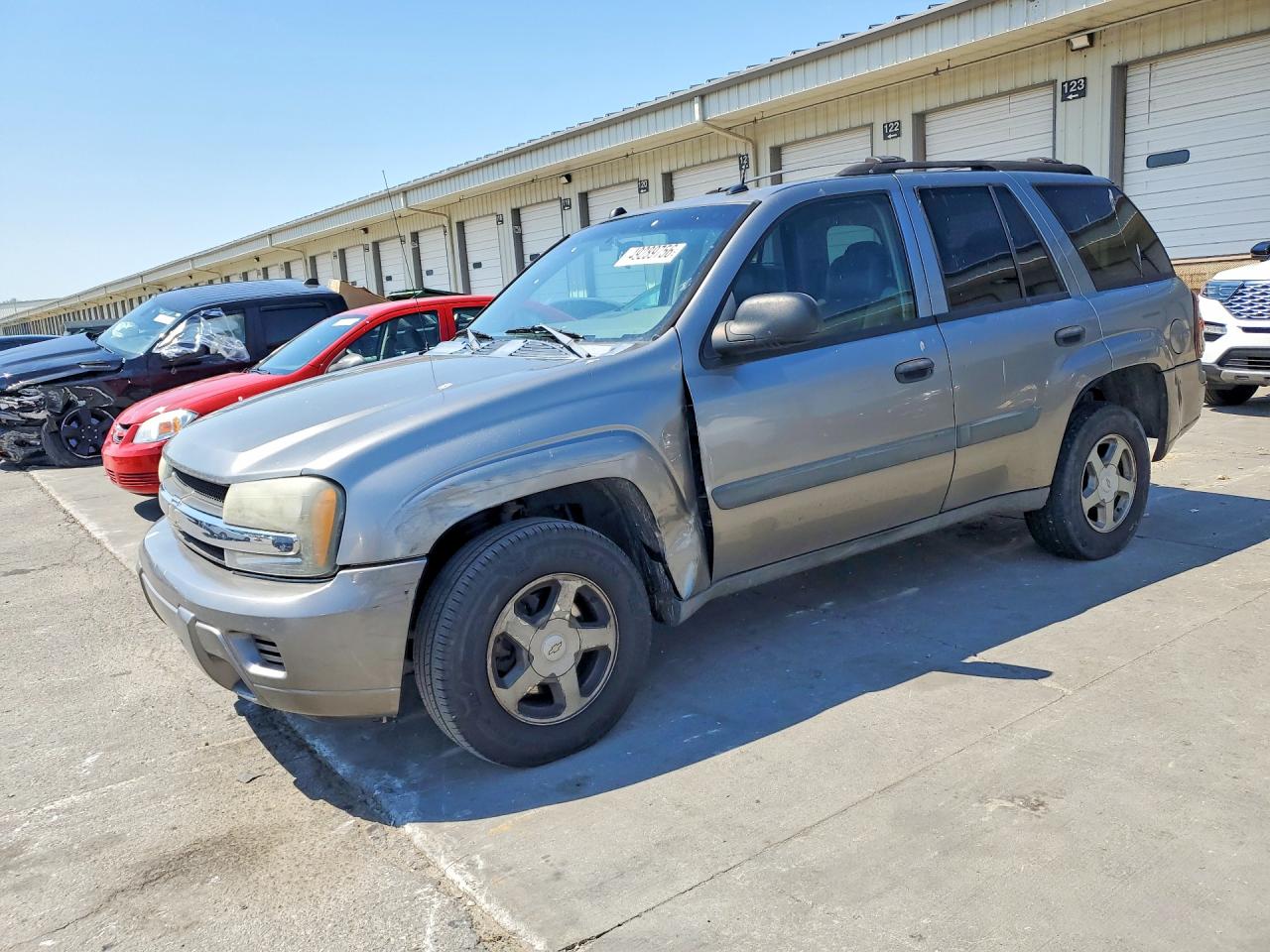 Salvage Chevrolet Trailblazer Image
