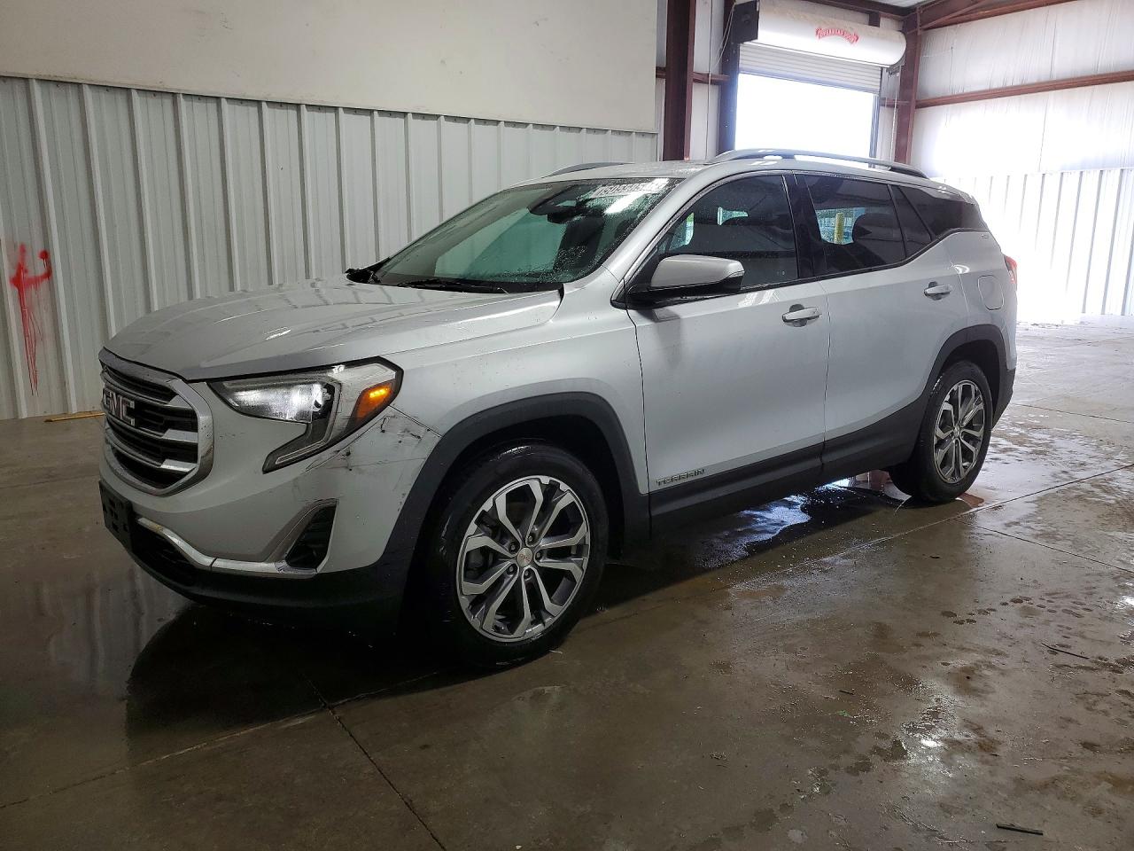 Salvage GMC Terrain Image