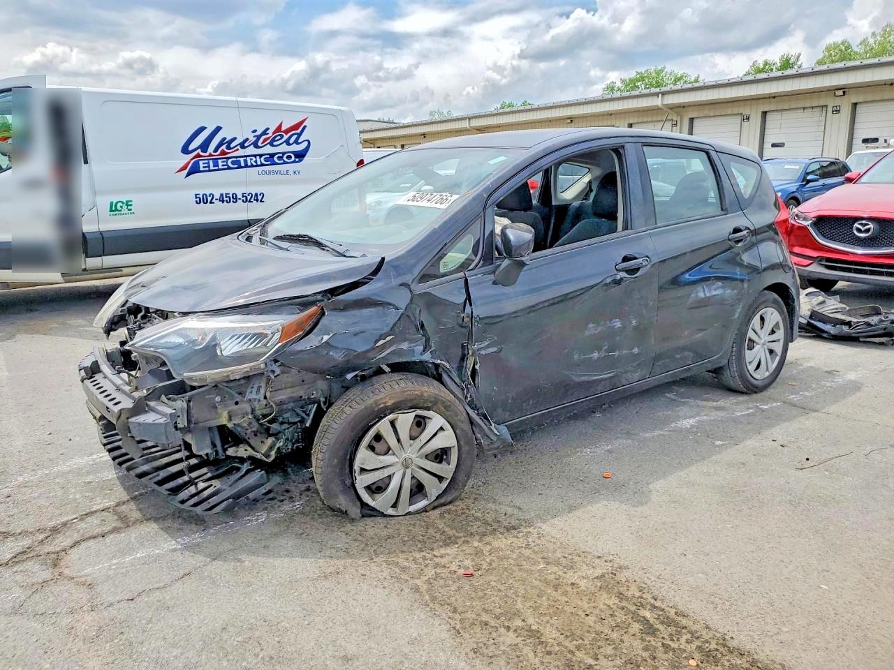 Salvage Nissan Versa Image