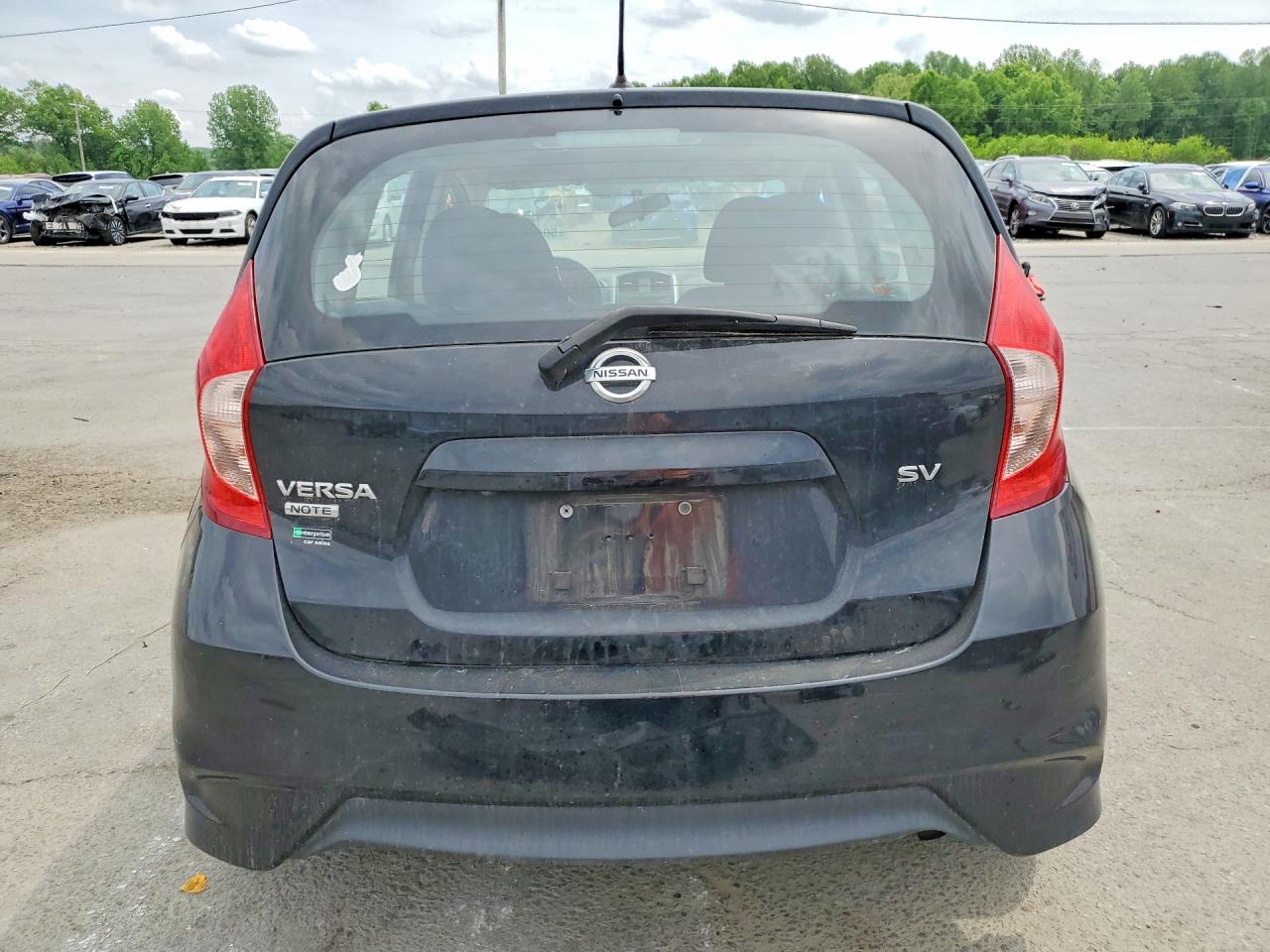 Nissan Versa Sv