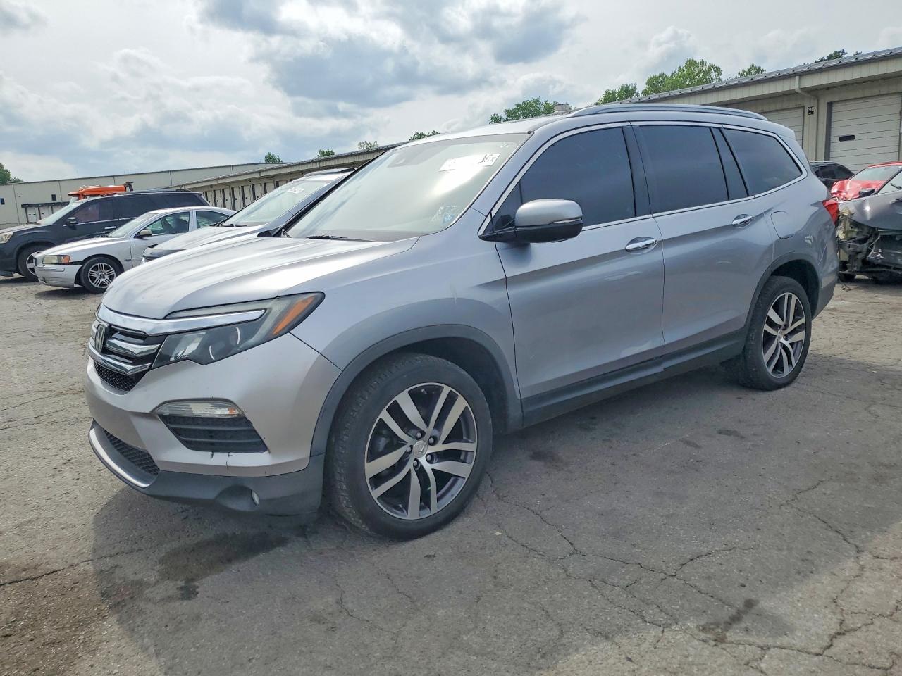 Salvage Honda Pilot Image