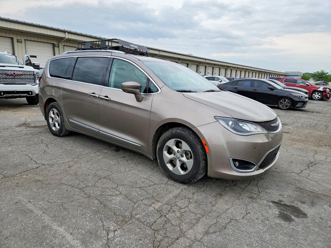 Chrysler Pacifica Touring L Plus