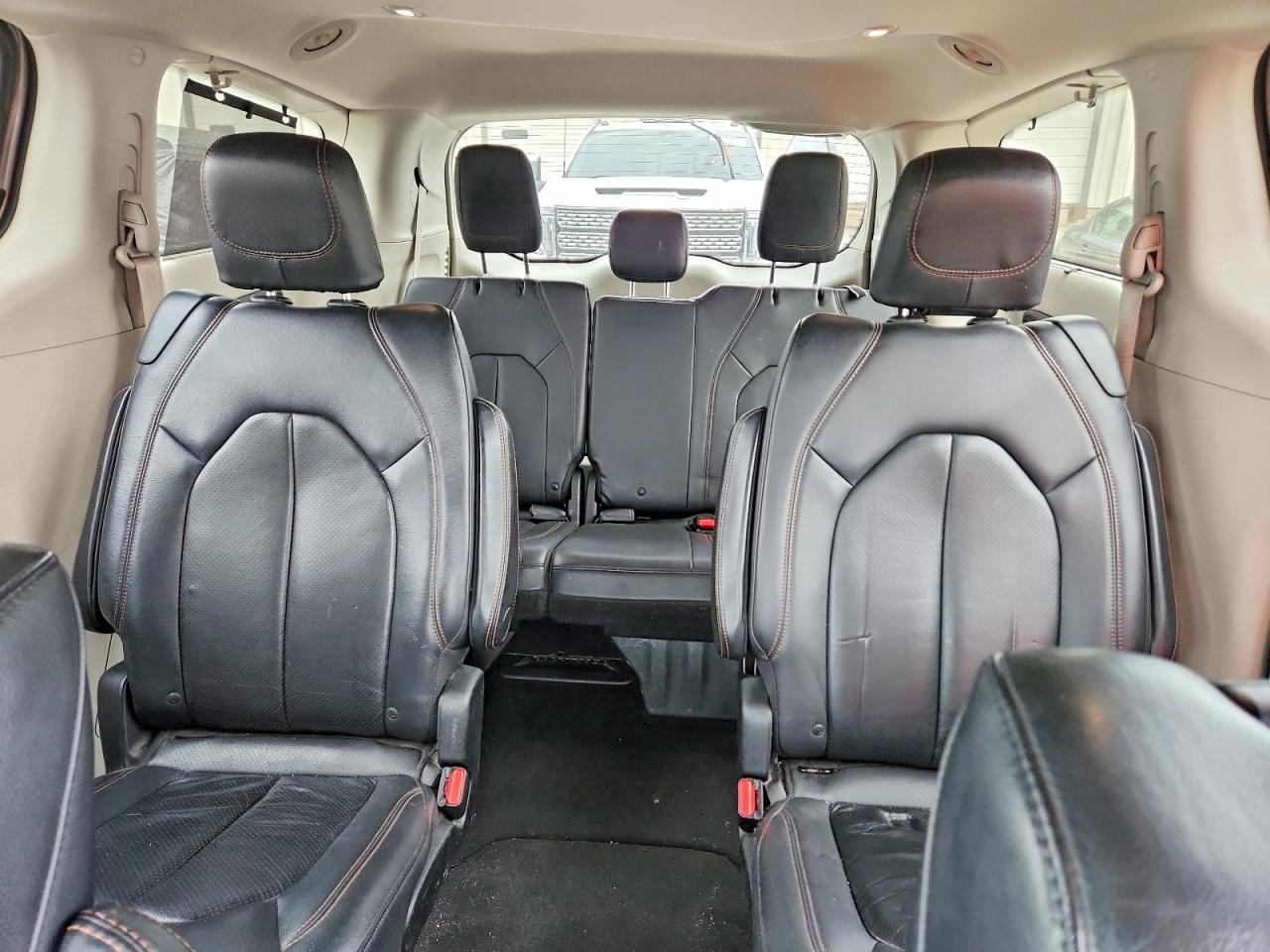 Chrysler Pacifica Touring L Plus