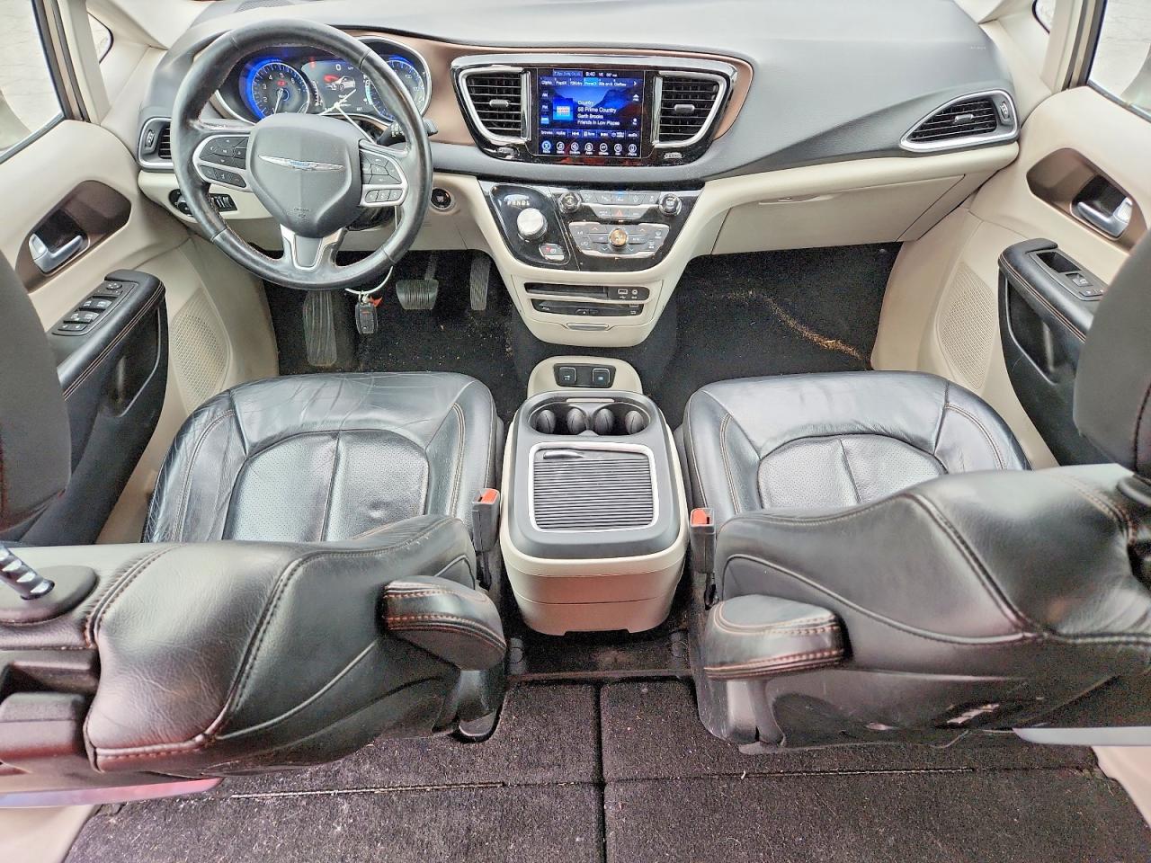Chrysler Pacifica Touring L Plus