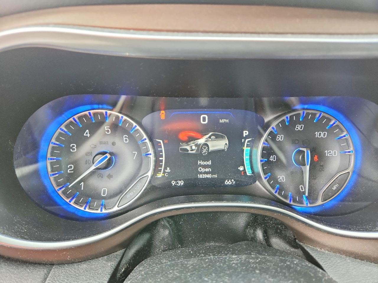 Chrysler Pacifica Touring L Plus