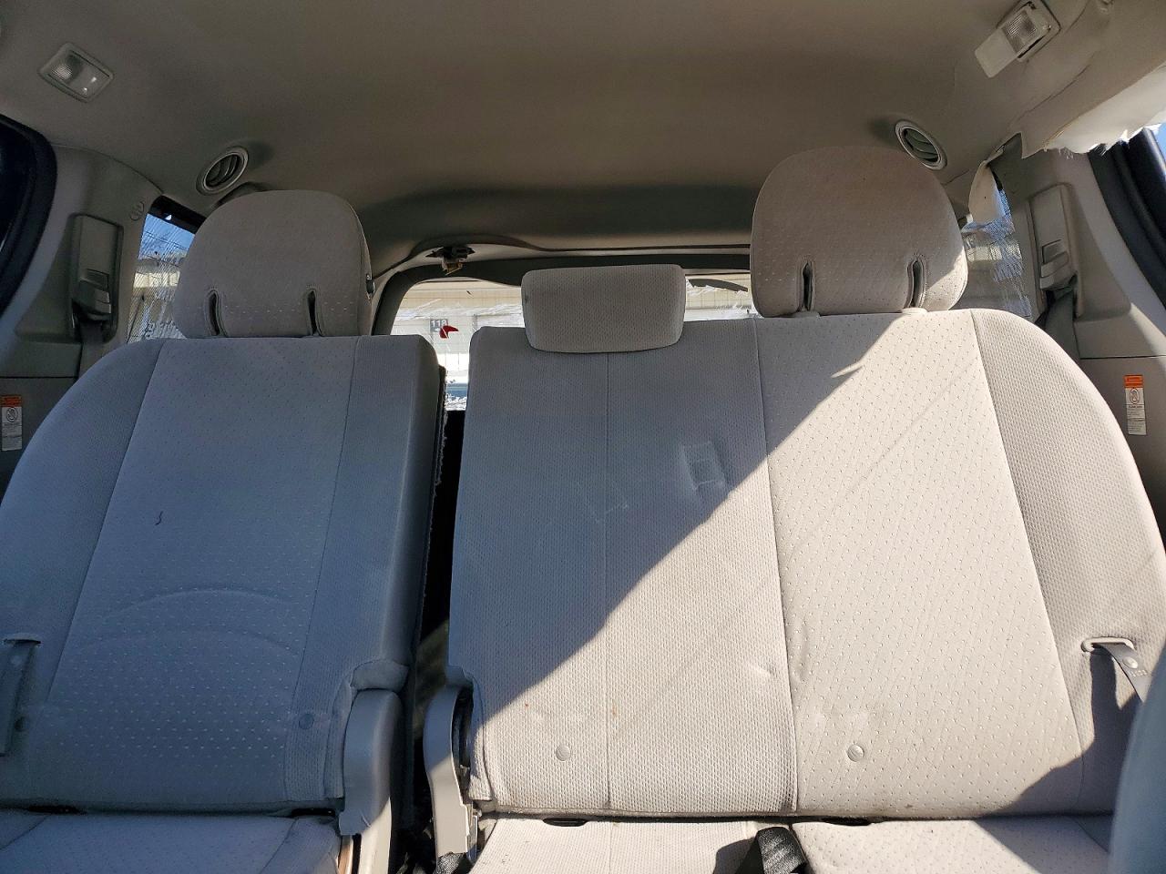 Toyota Sienna Le
