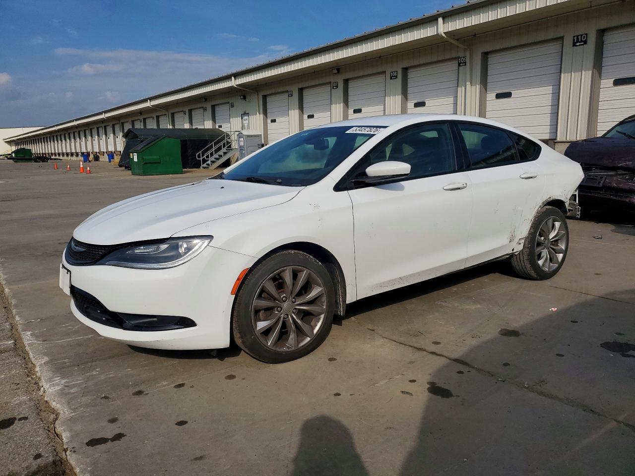 Salvage Chrysler 200 Image