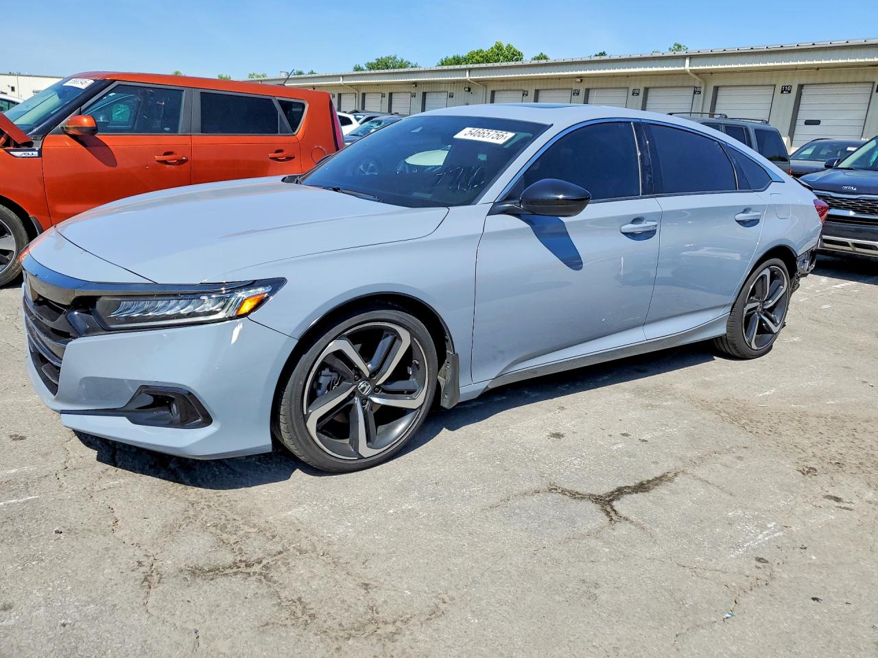 Salvage Honda Accord Image