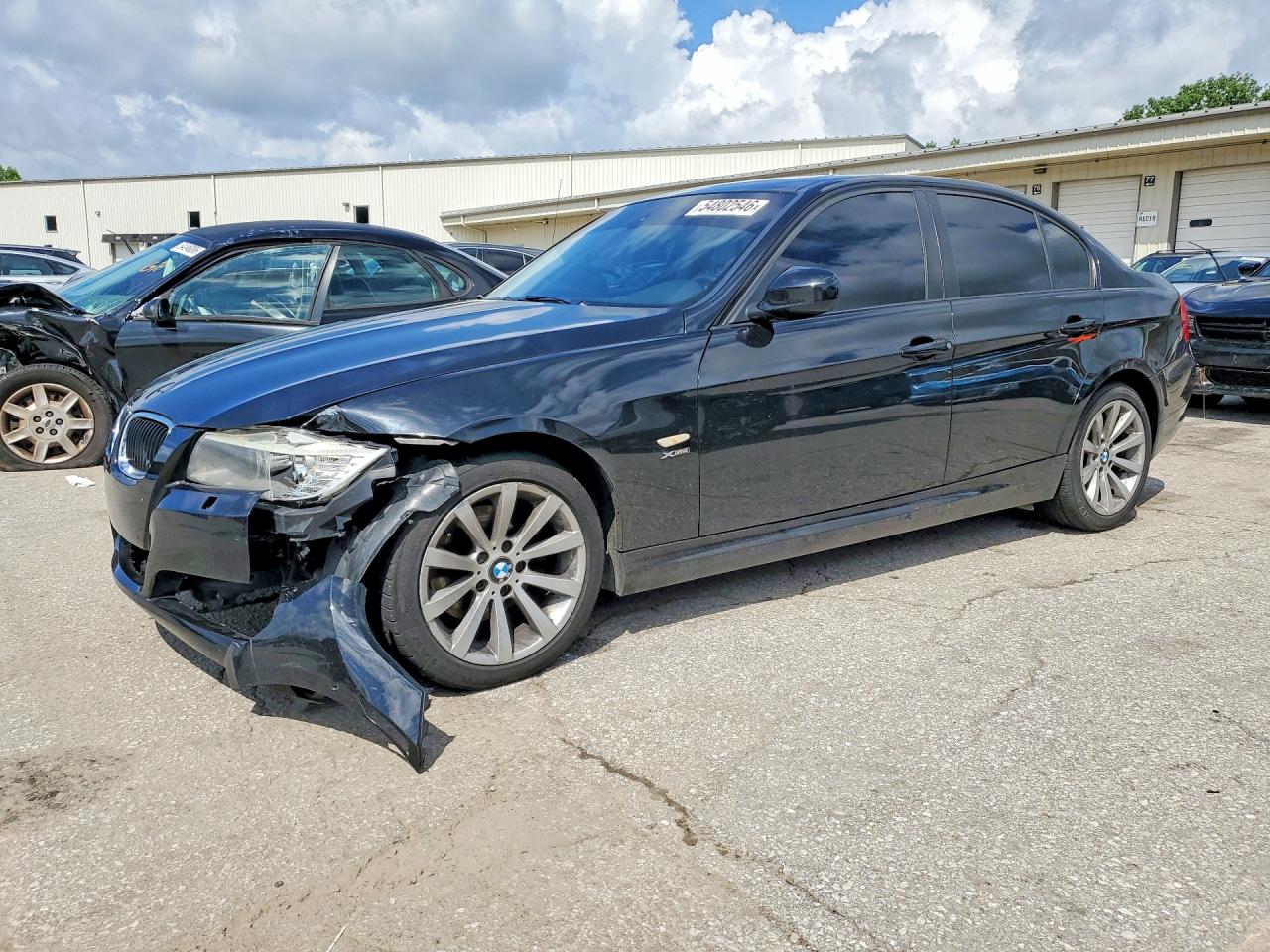 Salvage BMW 3 Series Image