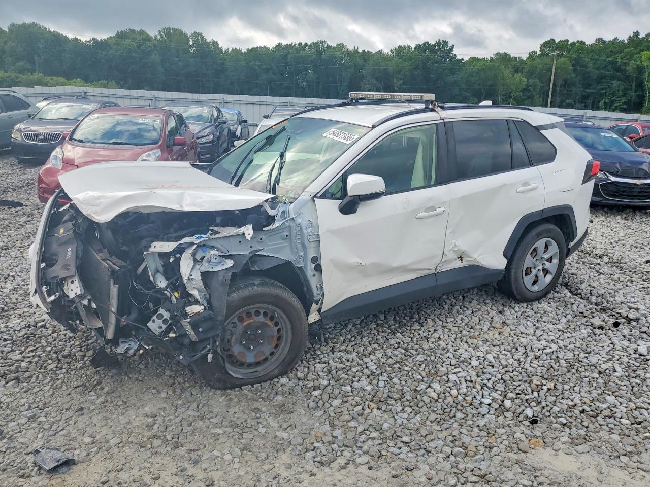 Salvage Toyota RAV4 Image