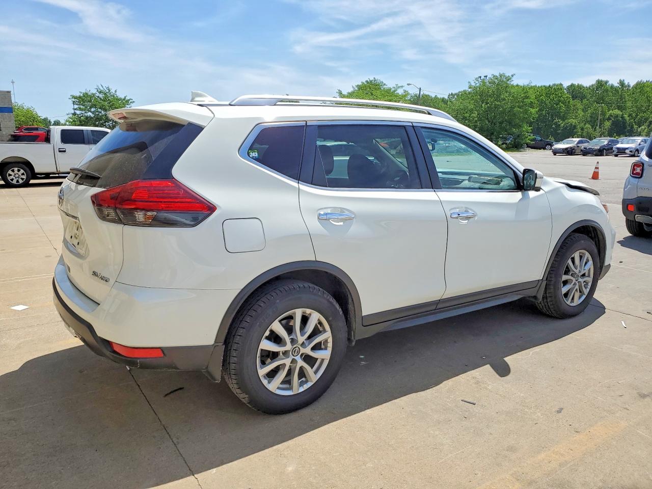 Nissan Rogue Sv