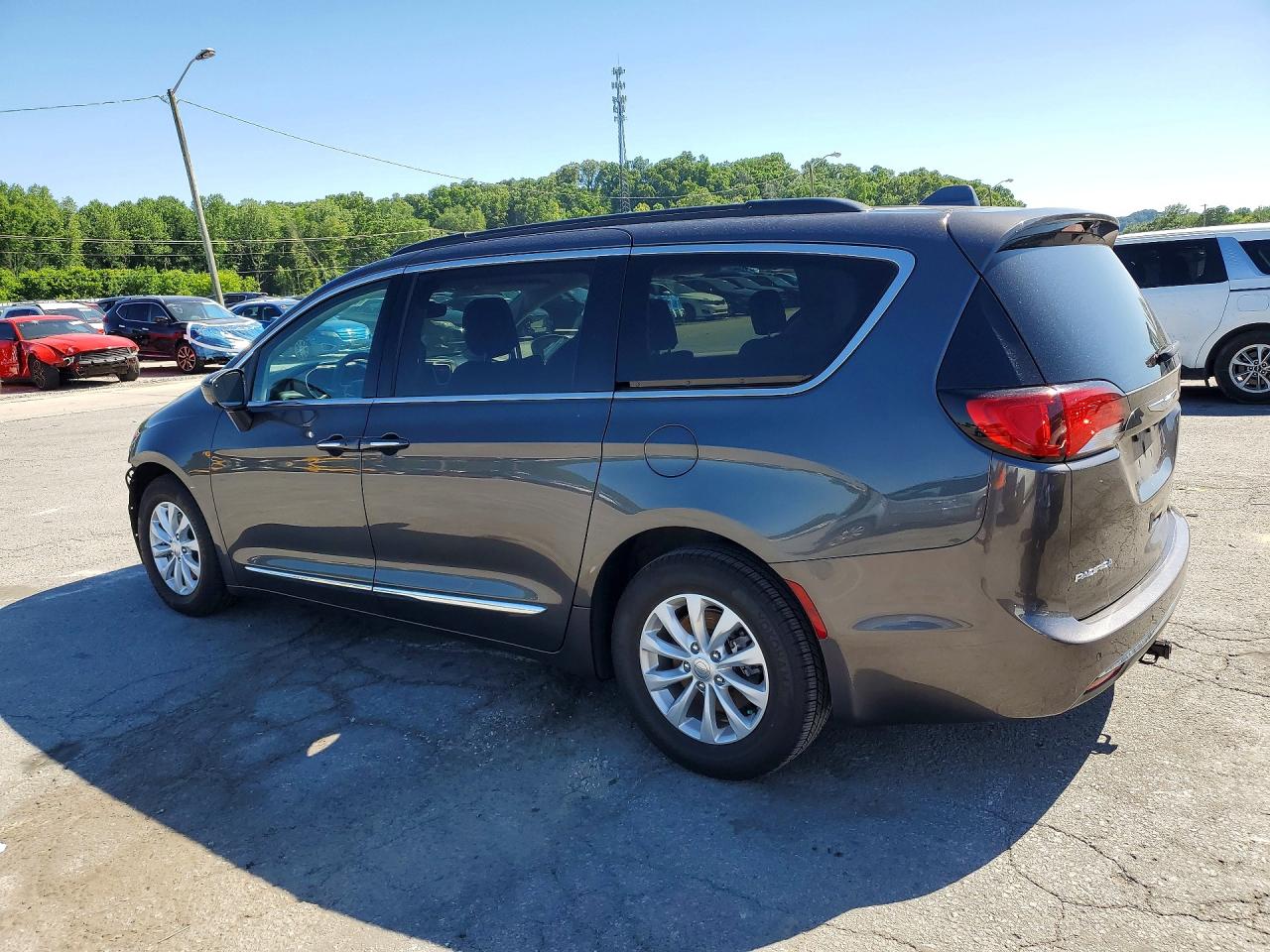 Chrysler Pacifica Touring L
