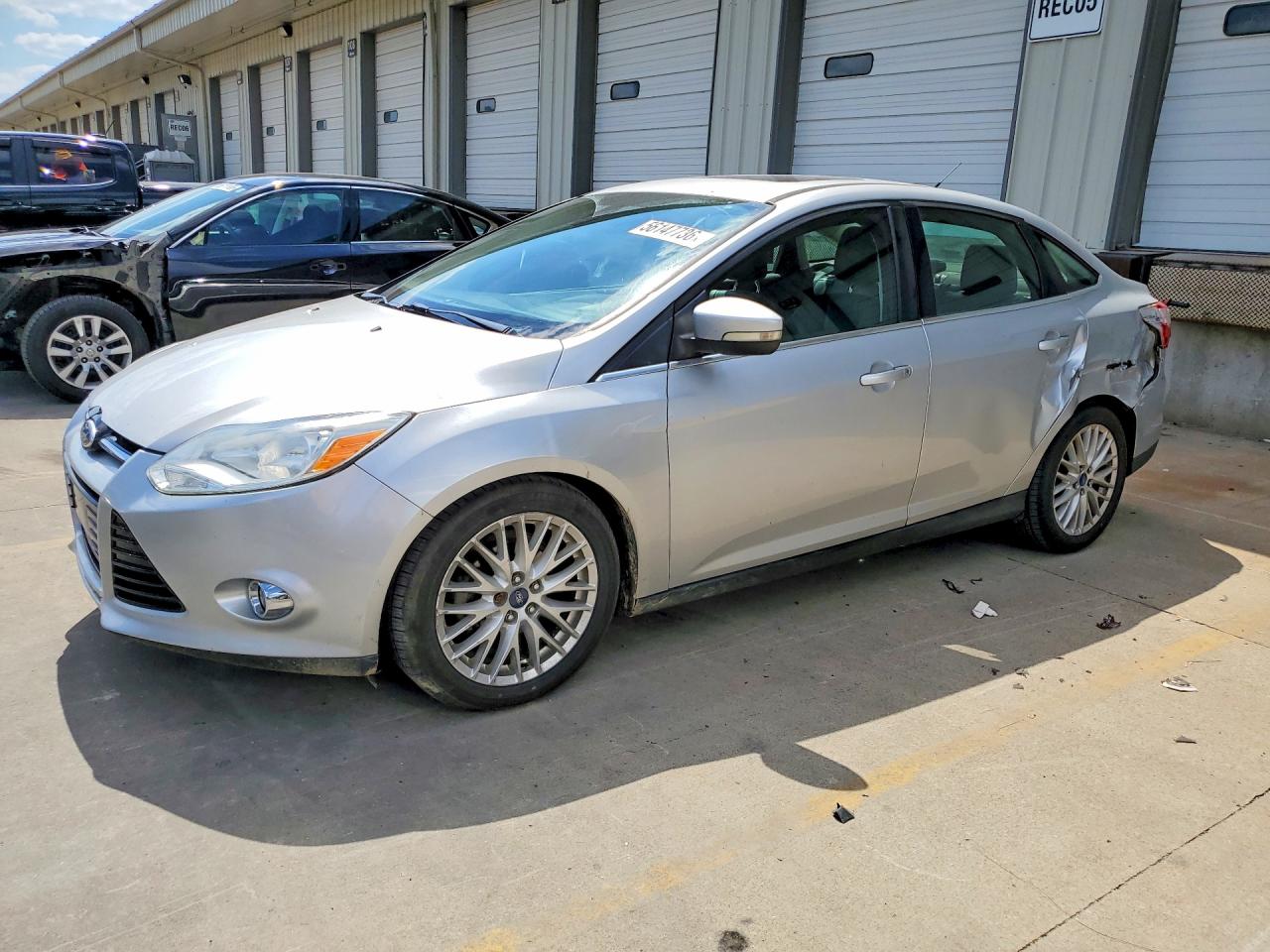 Salvage Ford Focus Image